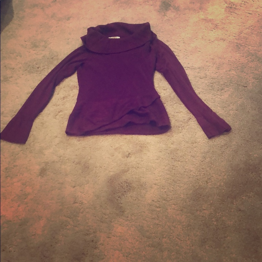 Lightweight sweater